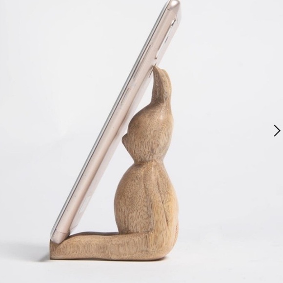 Handcrafted Wooden Rabbit Sculpture / Phone holder - Picture 2 of 8